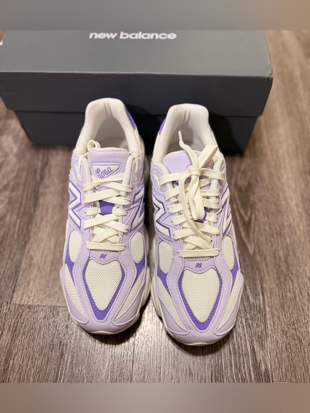 New Balance 9060 Women's purple and Cream Colorway Chunky Sneakers 7Y / 8.5W - Picture 3 of 8